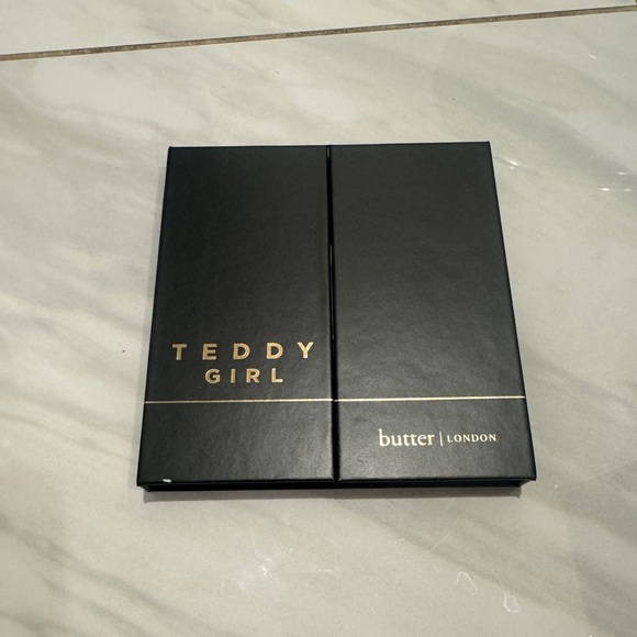 NWT Butter London Teddy Girl Eyeshadow Palette - Picture 5 of 7
